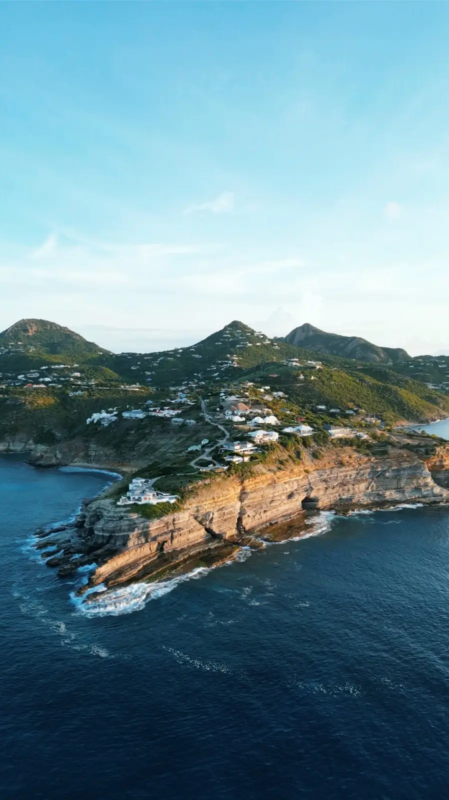 Sunset Pointe Milou