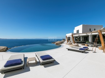 Colombus - Photo 1